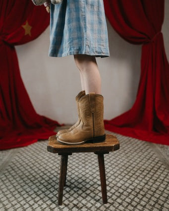 Chesterfield x Bootstock Beige