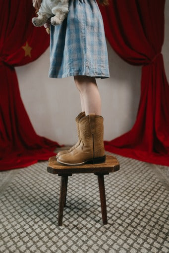 Chesterfield x Bootstock Beige