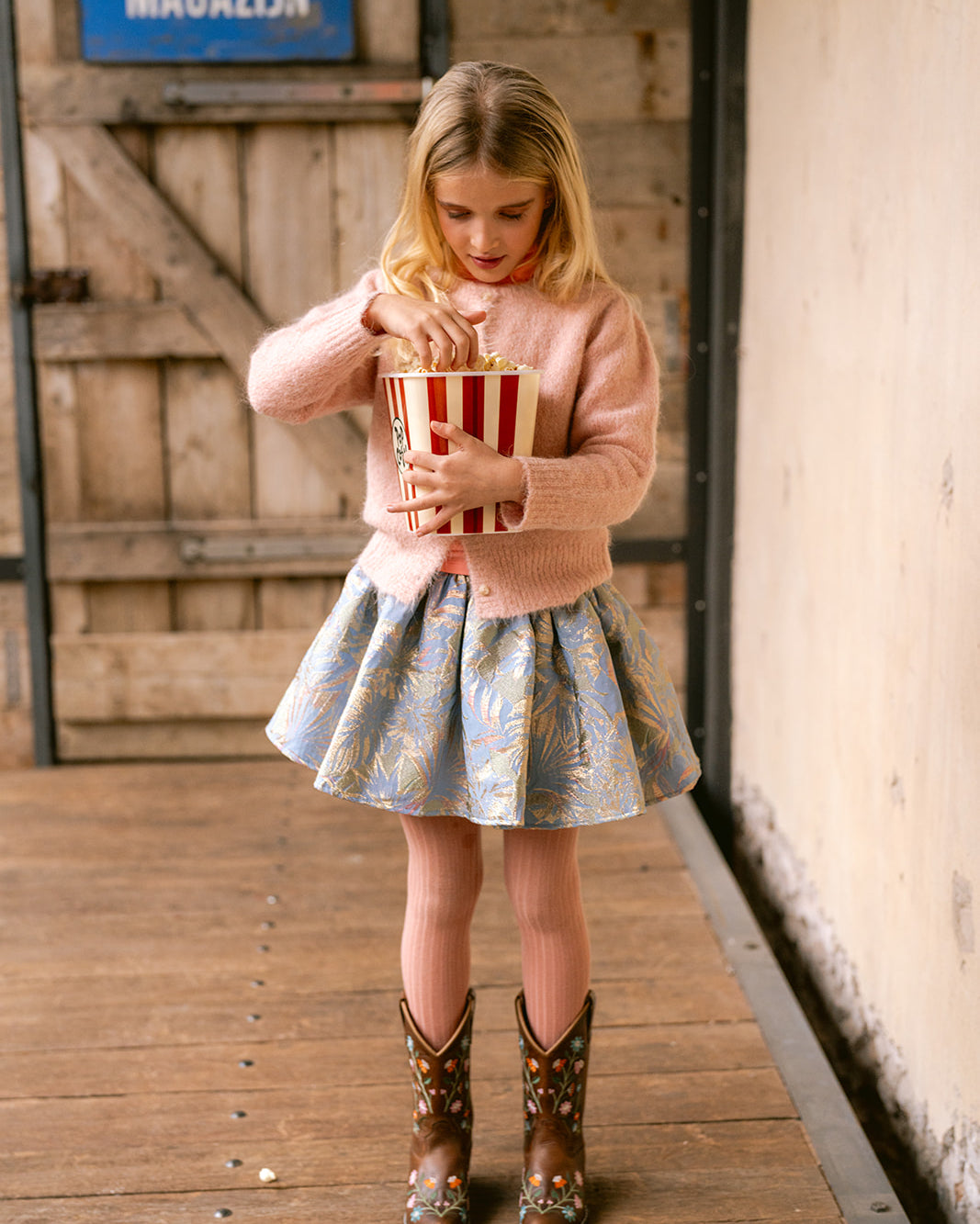 Bouquet Dark Brown Kids