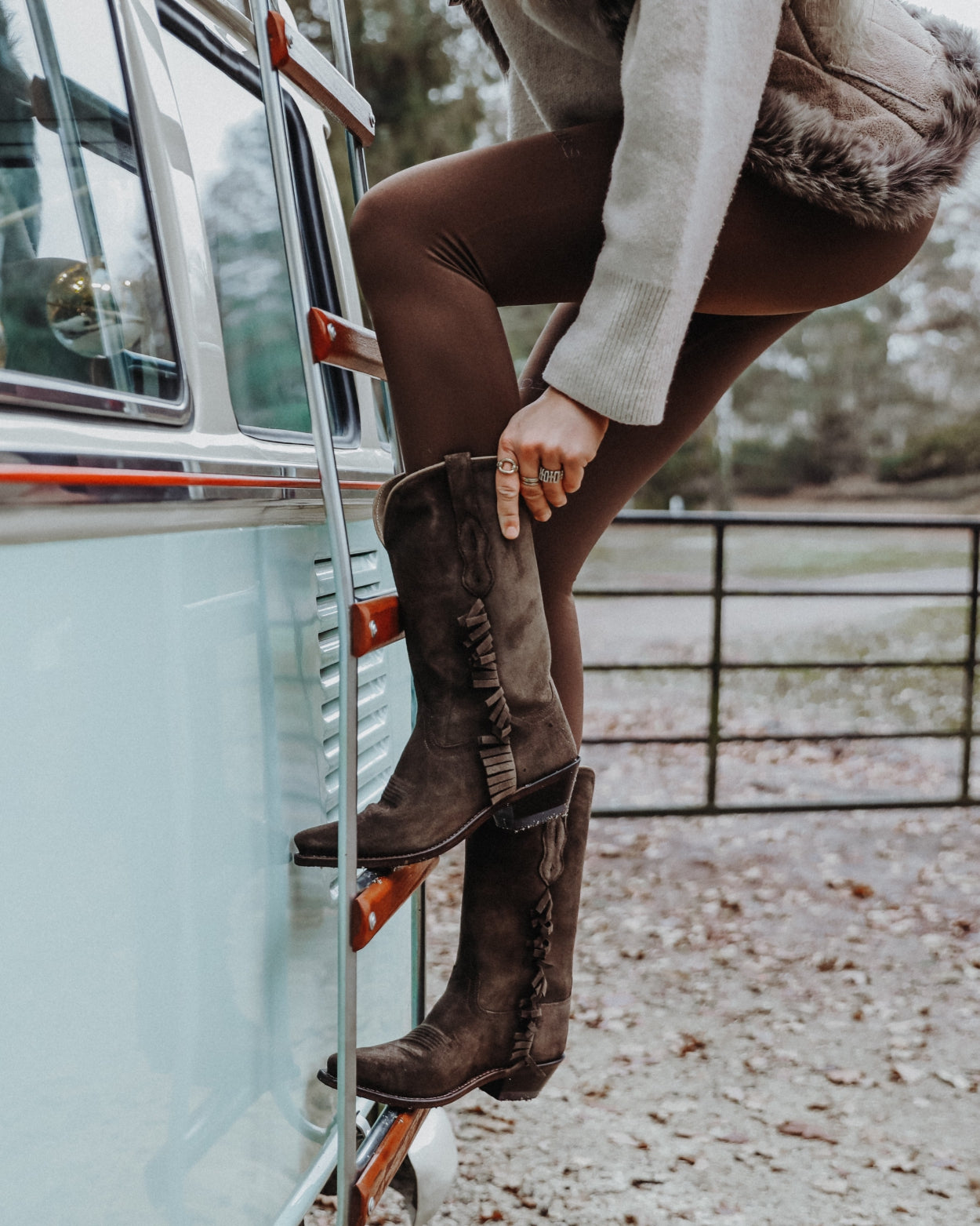 Ruffle Brown