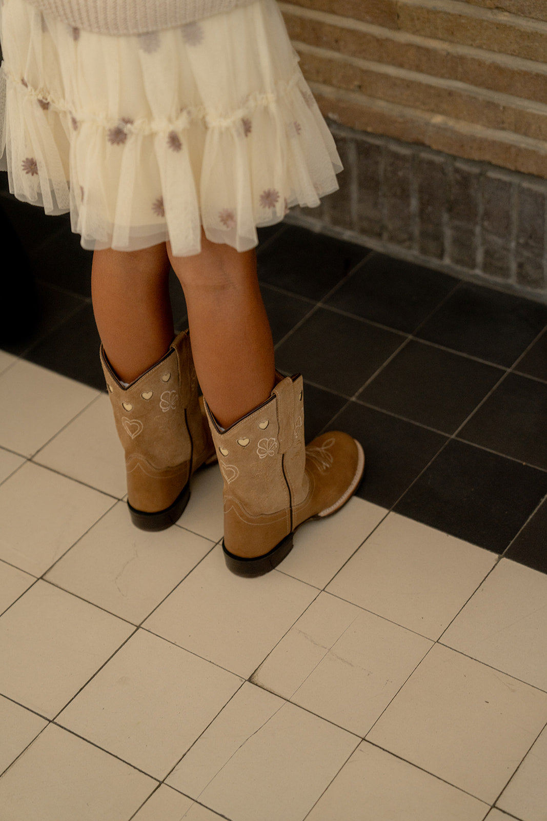 Bootstock x Chesterfield Camel Teens